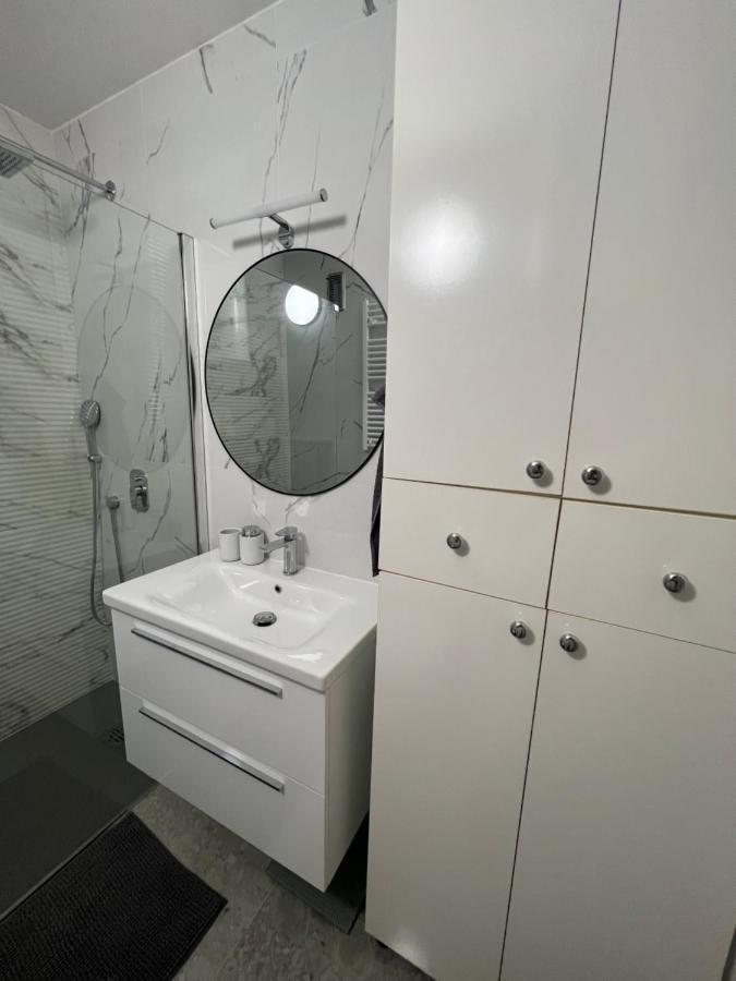 City Center Apartment Twiggy Makarska Exterior foto
